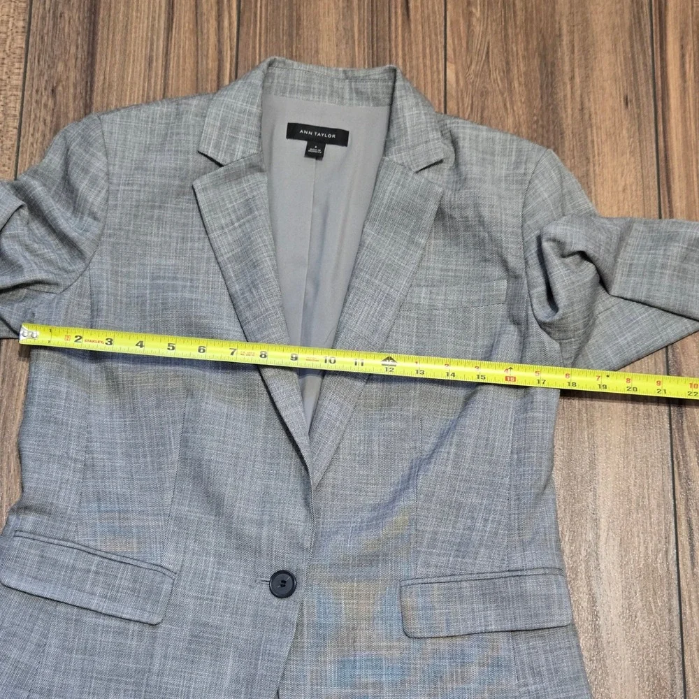 Ann Taylor Gray One Button Textured Blazer Jacket Size 6 Professional